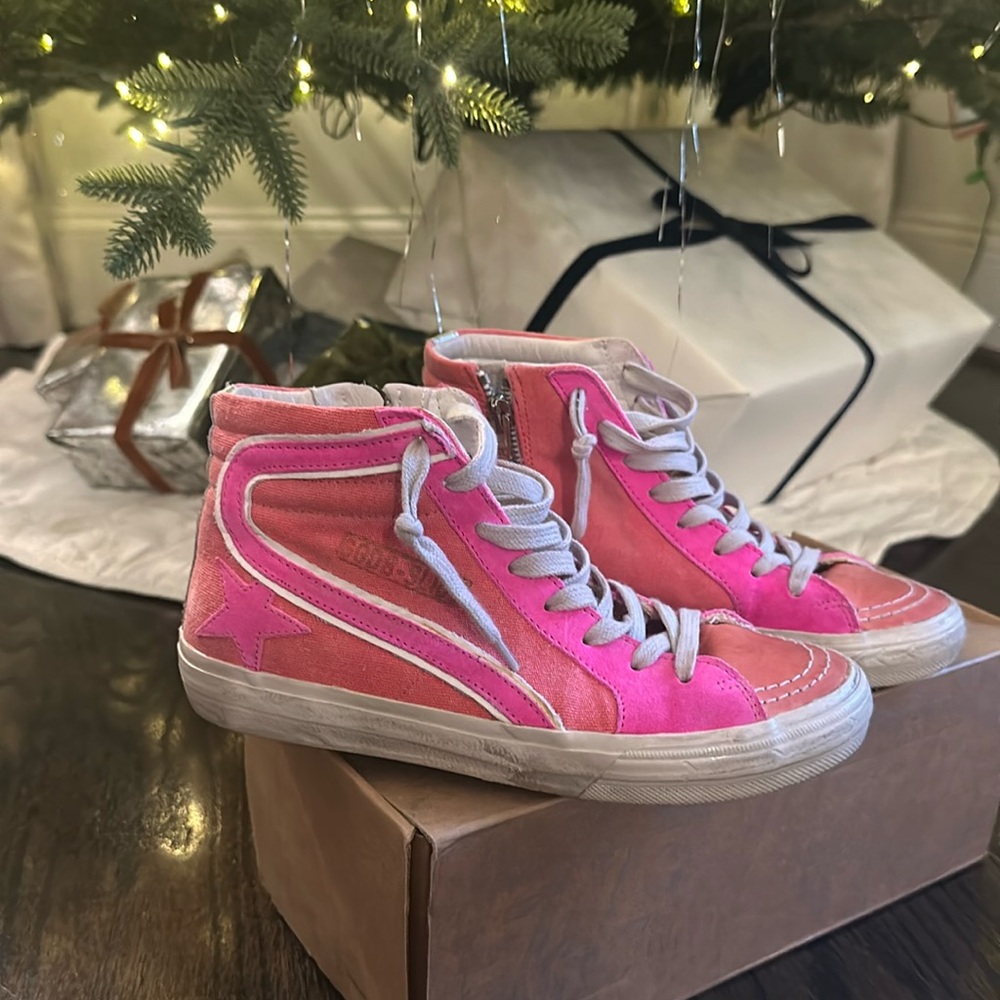 Golden Goose Unicorn highlighter slides